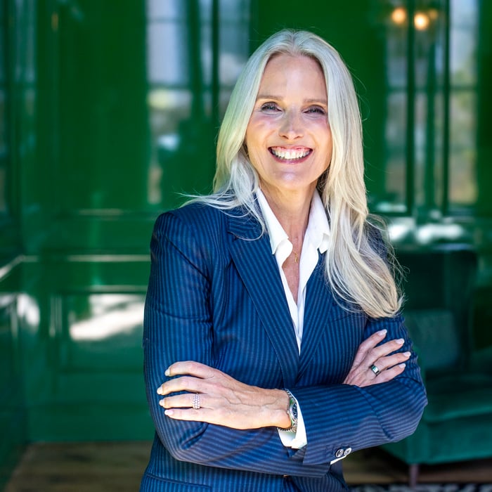 Heather Wallace Headshot 2022